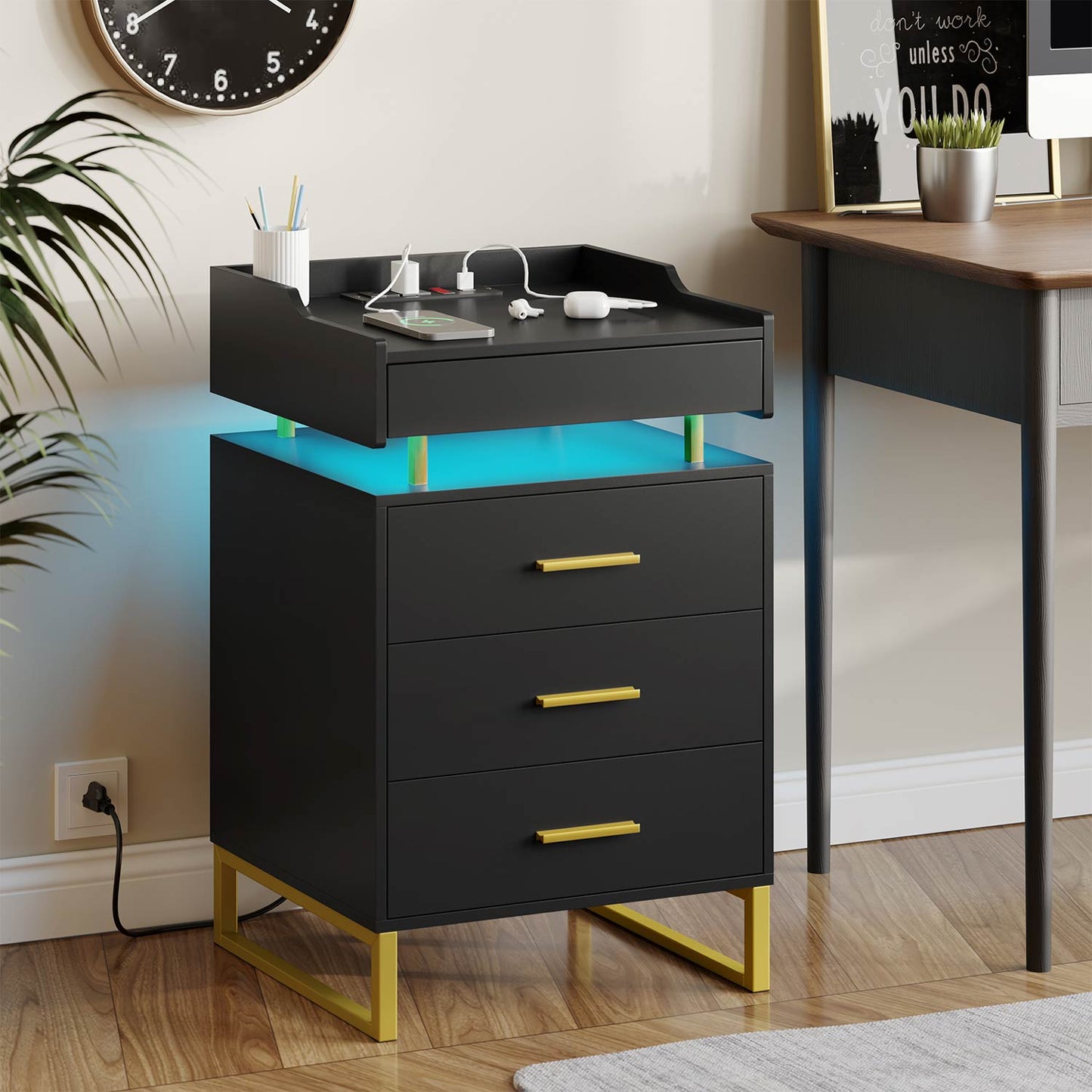 Hauoms Nightstand Black / Engineered Wood / Modern LED Nightstand with Pull-Out Tray Black and Gold